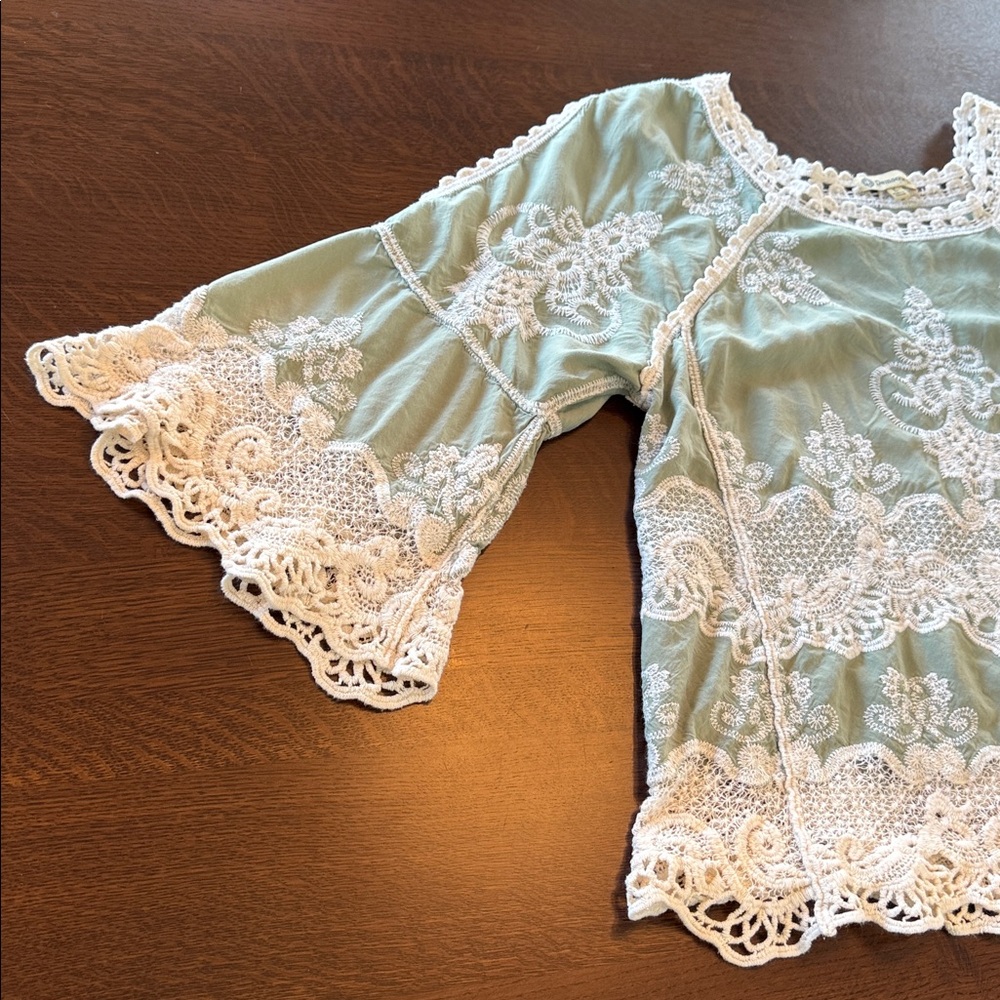 Democracy Embroidered Top Womens Large Green Lace Crochet Boho Peasant fairycore - Picture 5 of 11